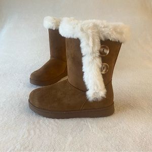 SO Brand Abigail Slip-on Winter Boots Chestnut with Faux Fur Rim, Size 9 Medium